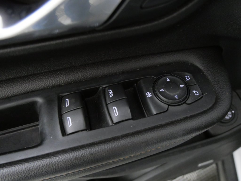 Used 2019 GMC Terrain SLT w/ Preferred Package AWD/4WD image 16