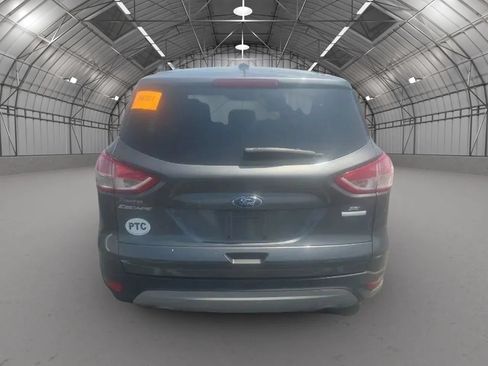 Used 2016 Ford Escape SE w/ SE Leather Comfort Package FWD image 3