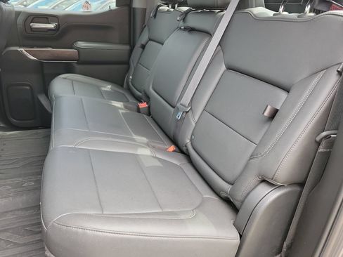 Used 2021 GMC Sierra 1500 SLT w/ SLT Premium Package AWD/4WD image 14