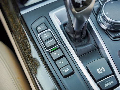 Used 2018 BMW X5 xDrive35d image 29