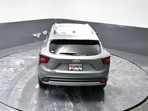 New 2026 Chevrolet Trax LT image 41