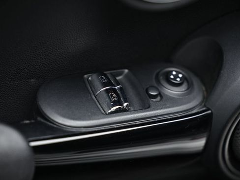 Used 2021 MINI Cooper John Cooper Works w/ 6.5" Touchscreen Package FWD image 19