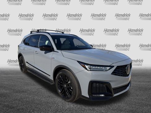 Used 2025 Acura MDX A-Spec image 2