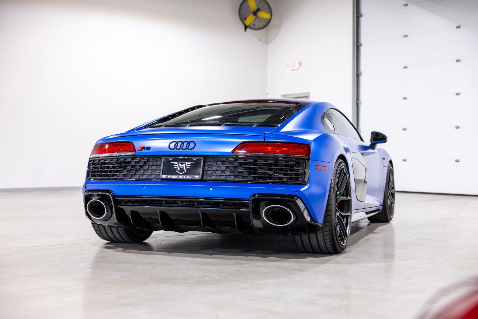 Used 2023 Audi R8 V10 performance RWD image 4