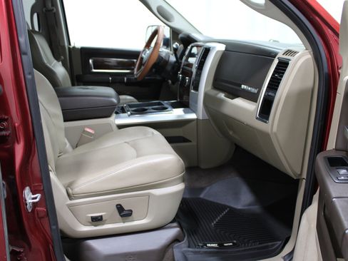 Used 2011 RAM 2500 Laramie image 26