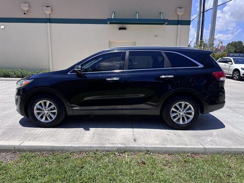 Used 2016 Kia Sorento AWD image 8