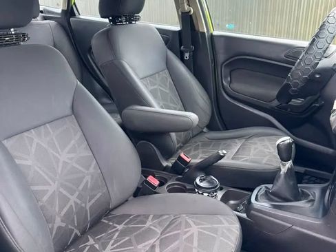 Used 2012 Ford Fiesta SE FWD image 16