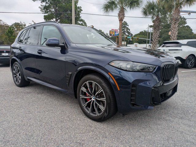 Used 2024 BMW X5 sDrive40i w/ M Sport Package RWD image 3