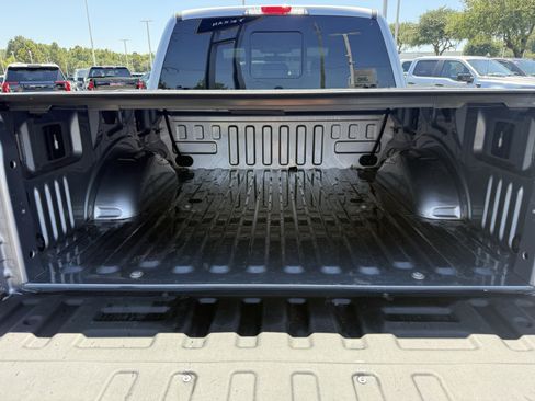 Used 2020 Ford F150 Lariat w/ Equipment Group 502A Luxury AWD/4WD image 31