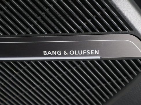 Used 2024 Audi Q5 e Premium Plus image 58