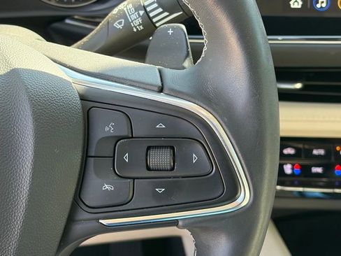 Used 2023 Buick Envision Avenir image 18