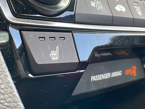 Used 2018 Honda Civic Touring image 17