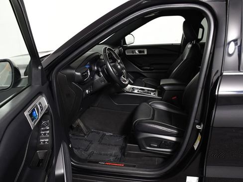 Used 2022 Ford Explorer ST w/ Equipment Group 401A AWD/4WD image 17