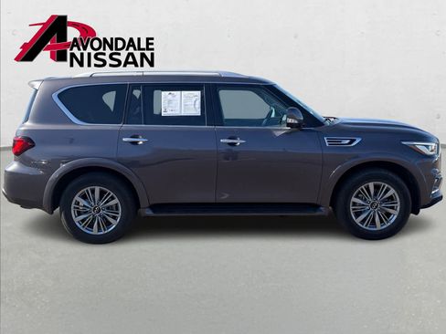 Used 2024 INFINITI QX80 Luxe image 8