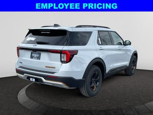 New 2026 Ford Explorer Tremor AWD/4WD image 6