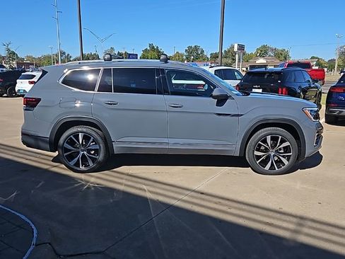 New 2026 Volkswagen Atlas SEL Premium R-Line AWD/4WD image 4