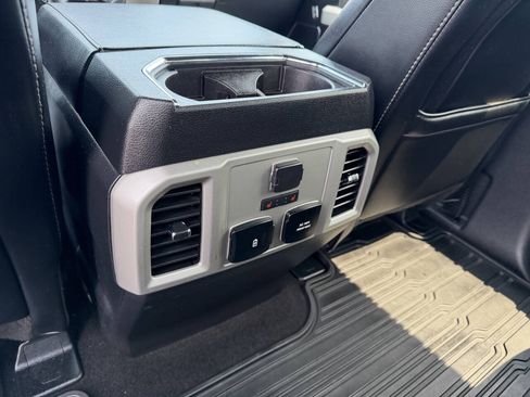 Used 2019 Ford F150 Lariat w/ Equipment Group 502A Luxury AWD/4WD image 22