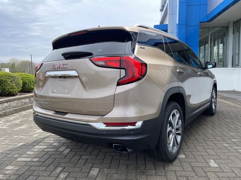 Used 2018 GMC Terrain SLT w/ Preferred Package image 5