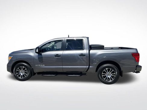 Used 2024 Nissan Titan SV w/ SV Convenience Package RWD image 7