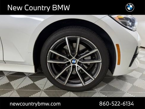 Used 2021 BMW 330i xDrive Sedan w/ Premium Package AWD/4WD image 9