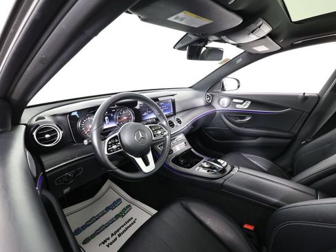 Used 2019 Mercedes-Benz E 300 4MATIC image 12