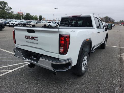 New 2026 GMC Sierra 2500 Pro image 3