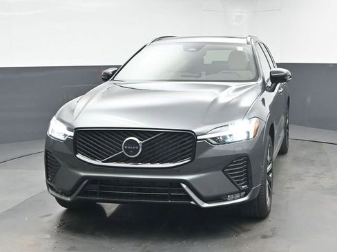 New 2026 Volvo XC60 B5 Plus w/ Protection Package Premier image 3