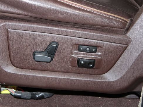 Used 2017 RAM 1500 Laramie Longhorn image 18