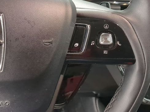 Used 2023 Lincoln Corsair AWD w/ Equipment Group 101A image 32