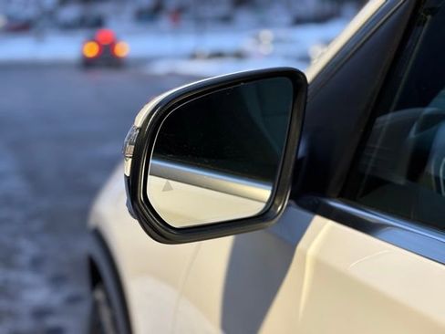 Used 2025 Mercedes-Benz GLE 450 4MATIC image 14