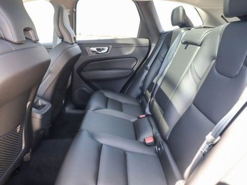 New 2025 Volvo XC60 B5 Core w/ Protection Package Premier image 20