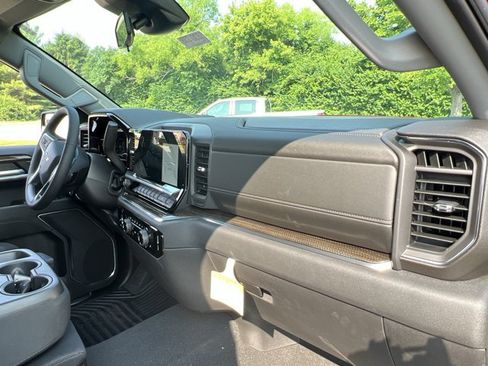 Used 2023 Chevrolet Silverado 1500 RST AWD/4WD image 29