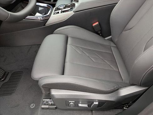 New 2026 BMW X3 xDrive30 w/ Premium Package image 4