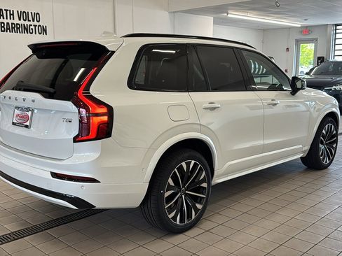 New 2026 Volvo XC90 T8 Ultra w/ Lounge Package AWD/4WD image 5