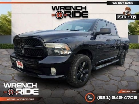 Used 2018 RAM 1500 Express w/ Black Ram 1500 Express Group image 4