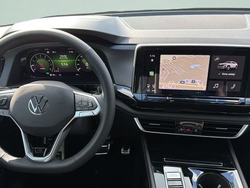 New 2026 Volkswagen Atlas Cross Sport SEL Premium R-Line AWD/4WD image 19