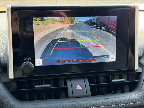 Used 2024 Toyota RAV4 XLE image 21