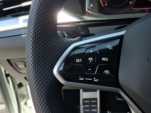 Certified 2022 Volkswagen Arteon SEL w/ Black Wheel Package image 34