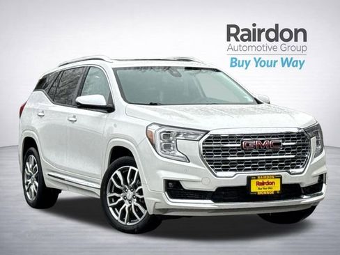 Used 2023 GMC Terrain Denali w/ LPO, Floor Liner Package image 1