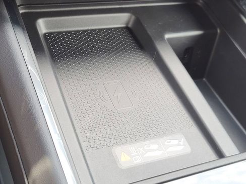 New 2026 GMC Acadia Elevation image 27