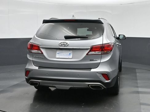 Used 2018 Hyundai Santa Fe AWD w/ SE Ultimate Tech Package 03 image 6