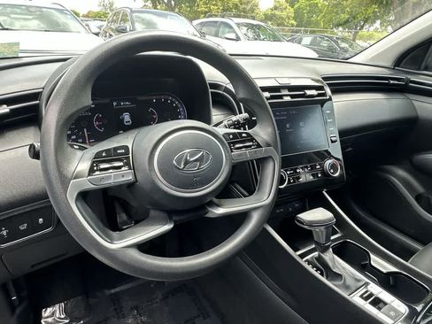 Used 2023 Hyundai Tucson SEL FWD image 13