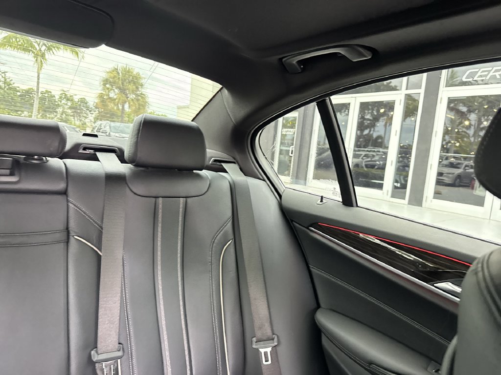 Used 2019 BMW 540i xDrive AWD/4WD image 19