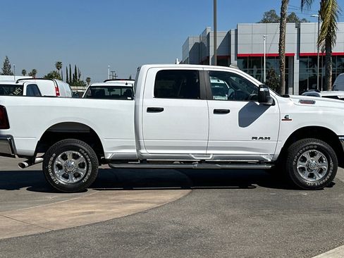 Used 2025 RAM 2500 Big Horn AWD/4WD image 3
