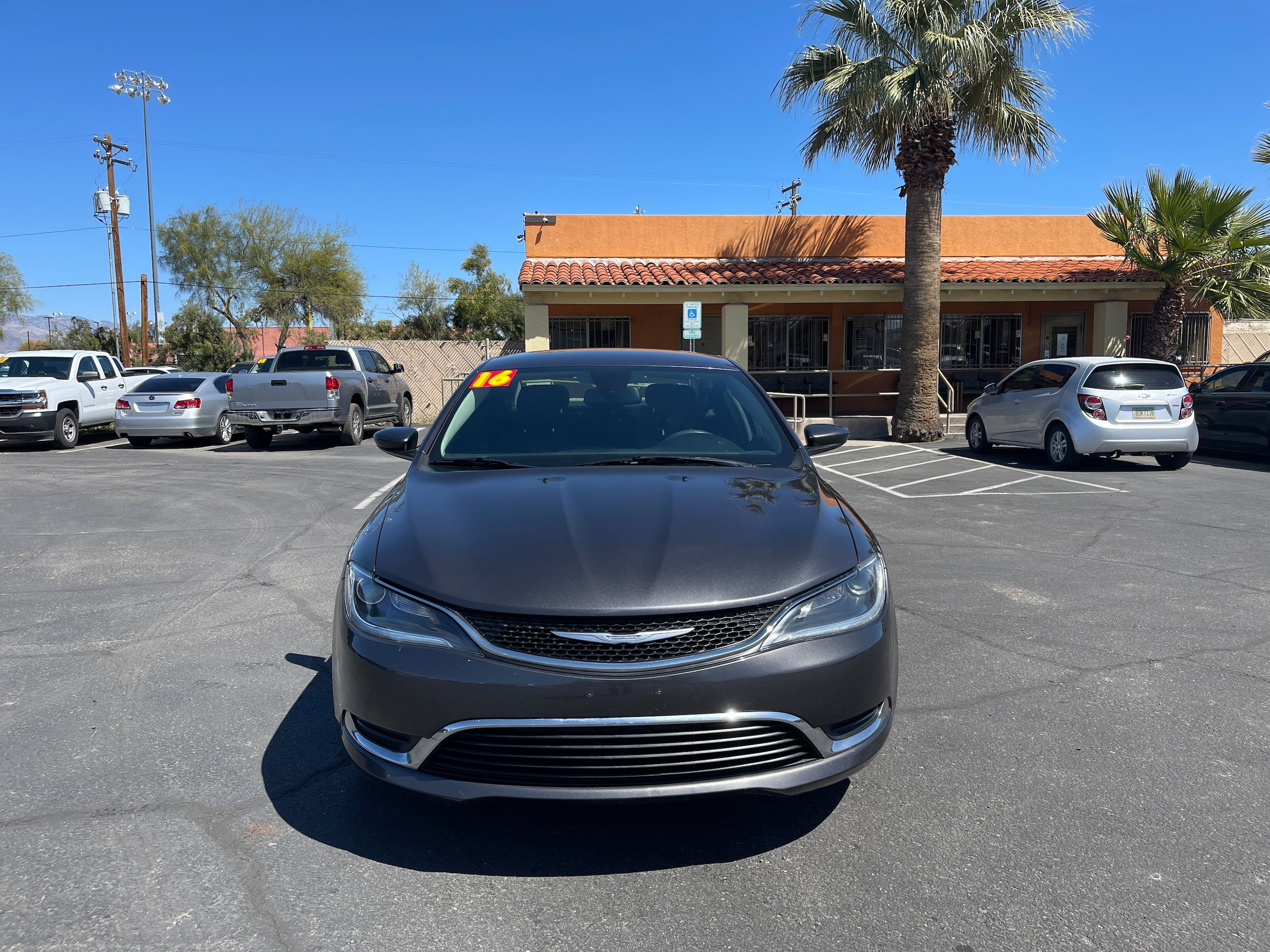 Used 2016 Chrysler 200 Limited FWD image 8