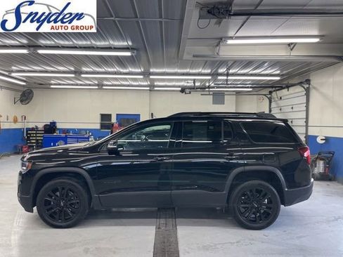 Used 2023 GMC Acadia SLE w/ Driver Convenience Package image 1