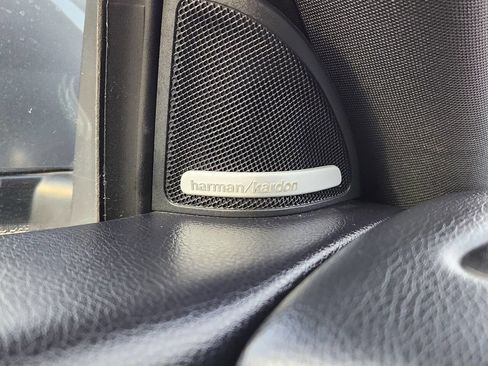 Used 2019 Mercedes-Benz CLA 250 4MATIC image 24