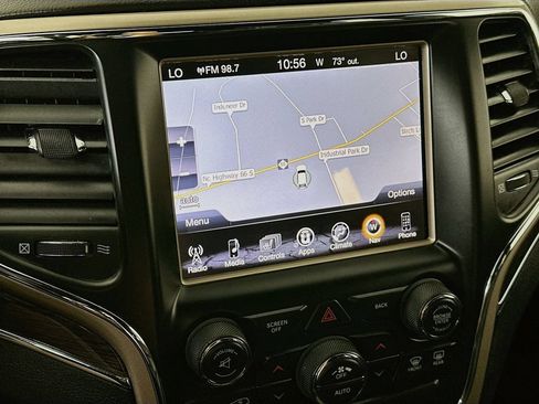 Used 2014 Jeep Grand Cherokee Overland AWD/4WD image 19