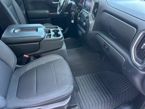 Used 2020 Chevrolet Silverado 1500 LT AWD/4WD image 14