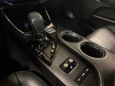 Used 2015 Toyota Avalon XLE Touring Sport Edition FWD image 25